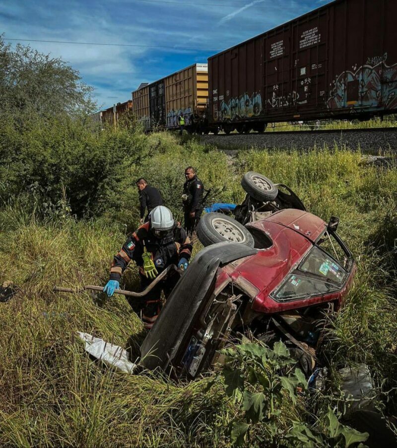 Trágico accidente ferroviario en El Marqués deja cuatro muertos y tres heridos graves