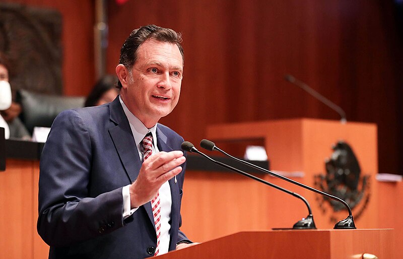 Gobernador Kuri considera traición el apoyo de Yunes a la Reforma Judicial