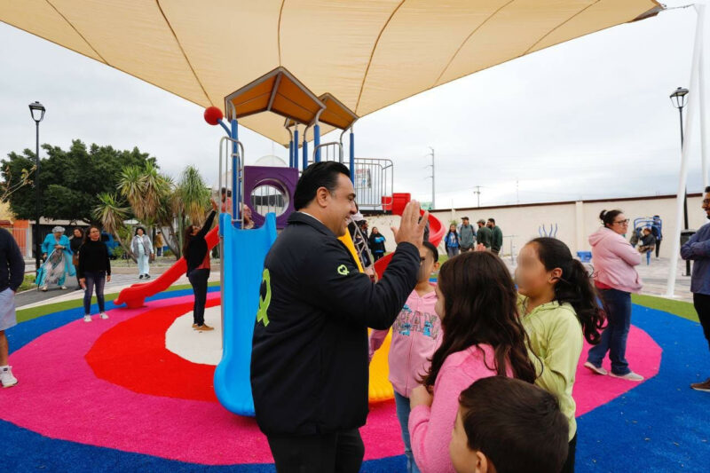 Luis Nava entrega el nuevo Parque Eurípides en Querétaro