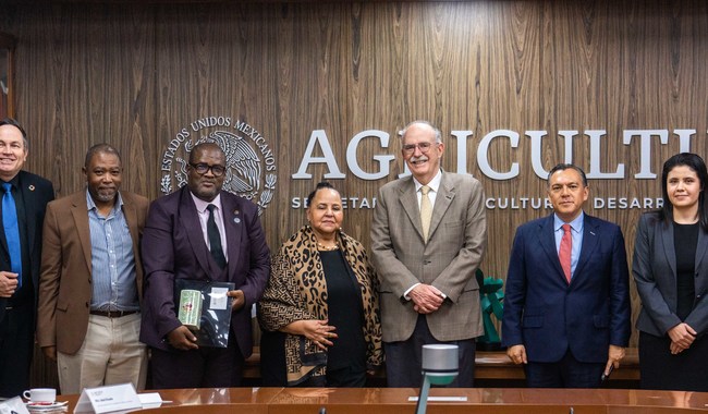 México y Sudáfrica impulsarán memorando de entendimiento para desarrollo rural y lucha contra la pobreza