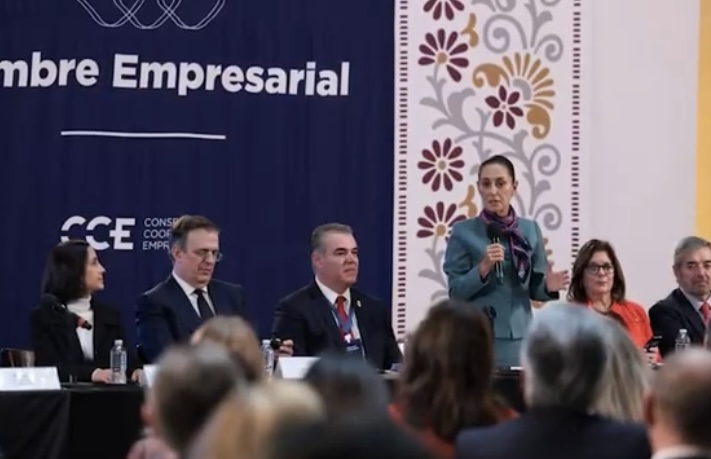 Empresarios de México y Estados Unidos Prometen 20,000 Millones de Dólares en Inversiones para 2025