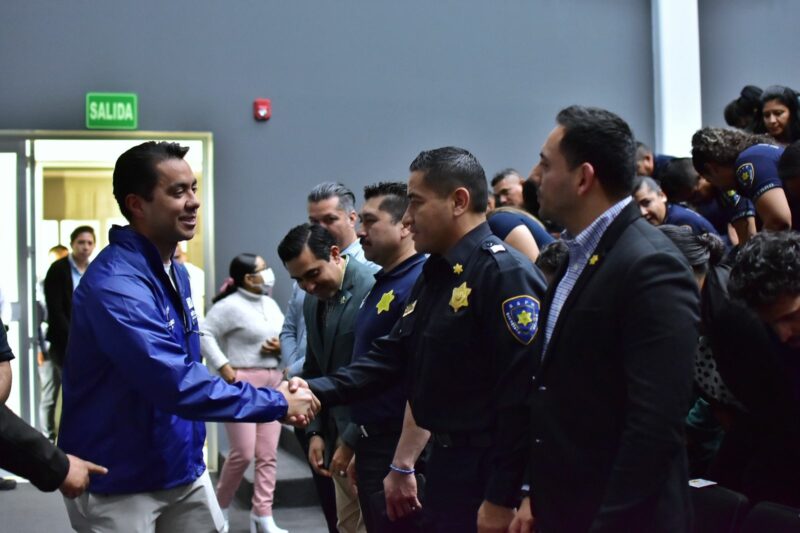 Felifer Macías refuerza su compromiso con la Policía Municipal de Querétaro