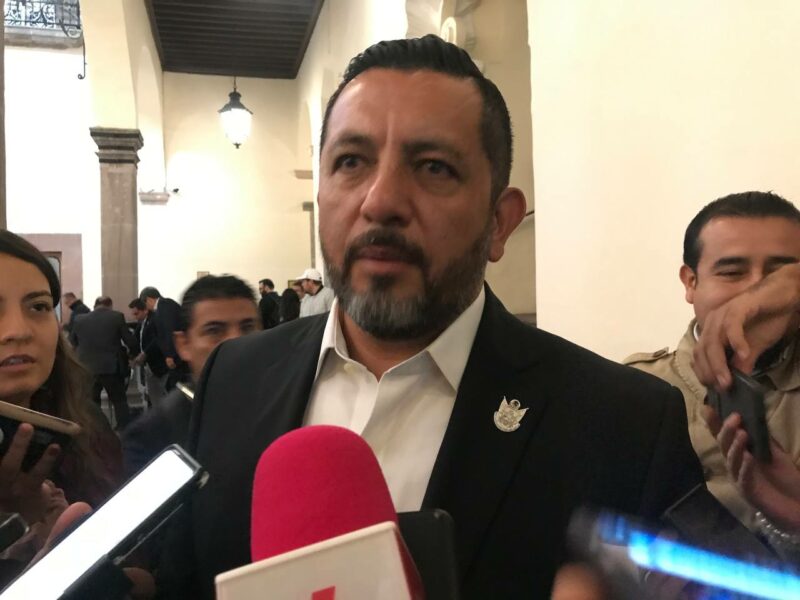 Gobierno estatal exhorta a municipios a reforzar combate contra negocios clandestinos