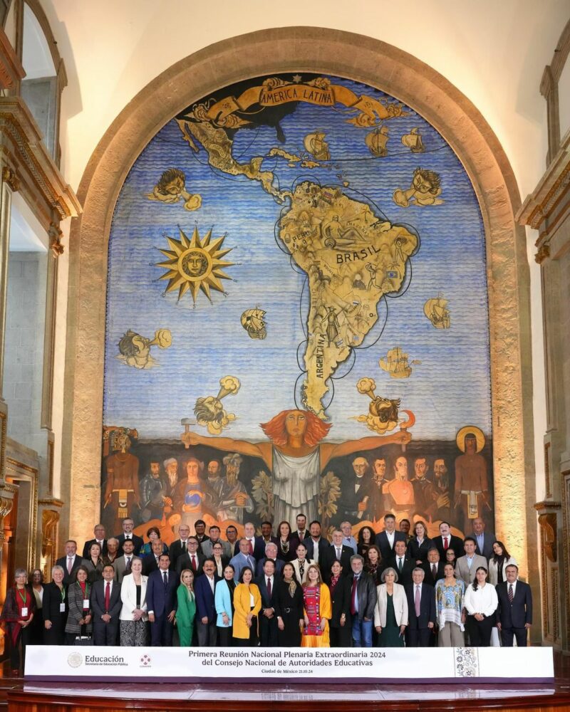 Querétaro solicita más recursos para educación y pide terreno para la DGTI