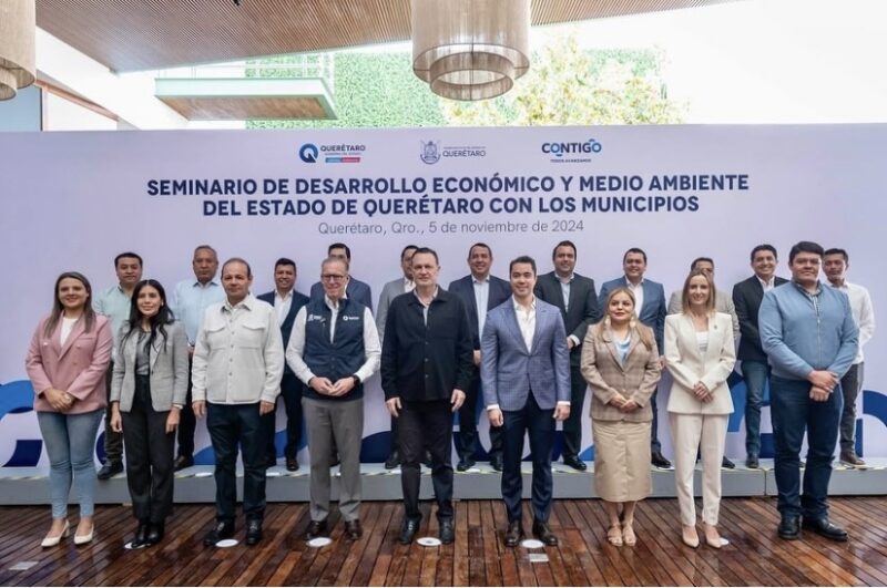 Mauricio Kuri: Inauguró el Seminario de Desarrollo Económico y Medio Ambiente en Querétaro