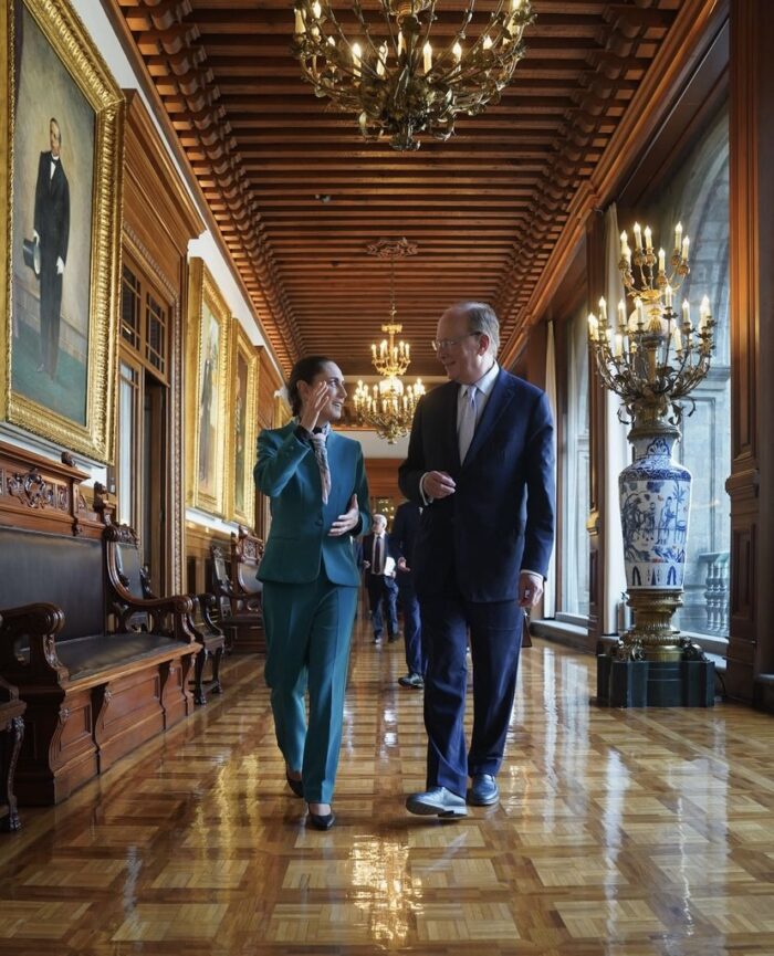 Claudia Sheinbaum se reúne con Larry Fink Presidente de BlackRock para impulsar la economía mexicana