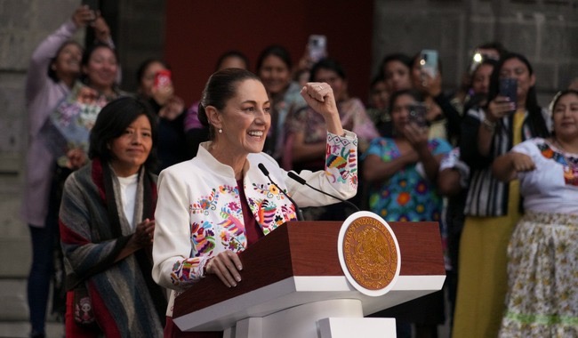Claudia Sheinbaum anuncia apoyo integral a mujeres artesanas indígenas