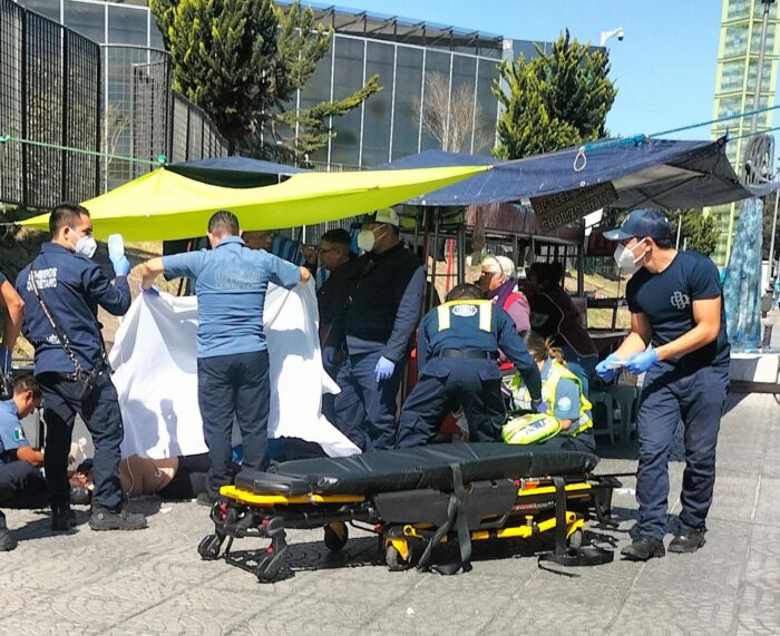 Mujer se atraganta con taco de bistec y es trasladada de emergencia