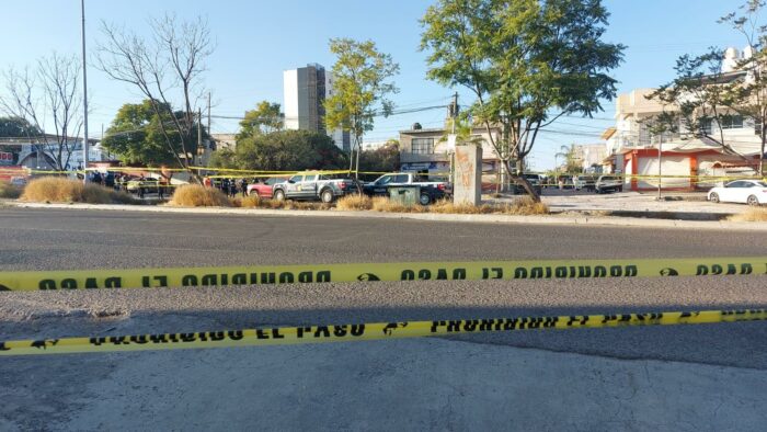 Asesinan a balazos a hombre en vulcanizadora de Juriquilla; buscan al responsable