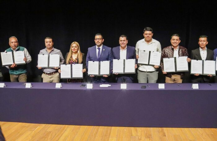 Municipios Firman convenio para regular establecimientos con venta de alcohol en Querétaro