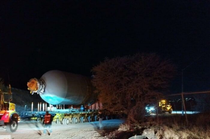 ¡Misión cumplida! Calderas gigantes avanzan con éxito en su travesía por Querétaro
