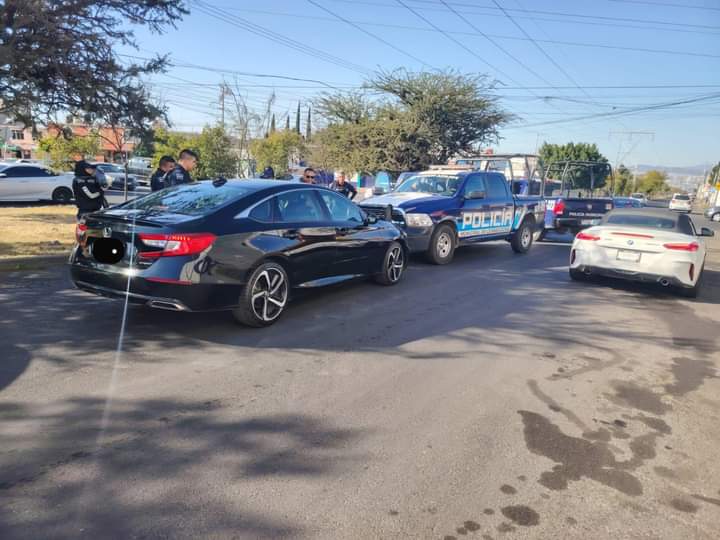 Recuperan en Corregidora vehículo robado en Celaya: Hay un detenido