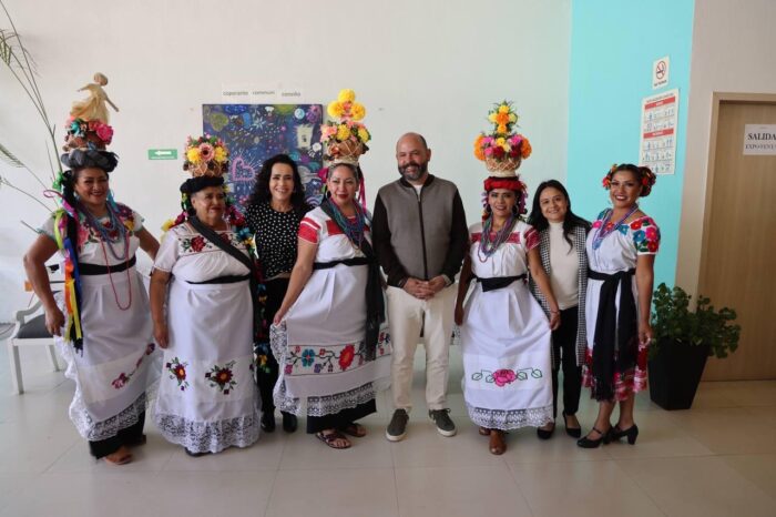 DIF Estatal impulsa el emprendimiento femenino en Querétaro con exitosa Expo Venta