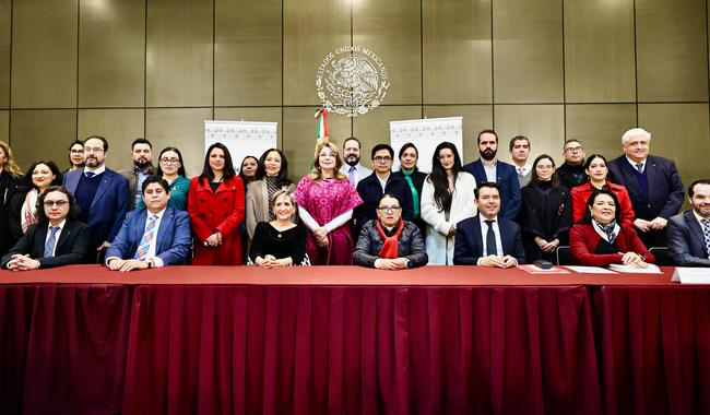 México celebra 50 años de avances en política demográfica y mira hacia el futuro