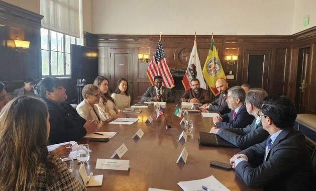 Los Ángeles Reafirma su apoyo a México en la defensa de los connacionales