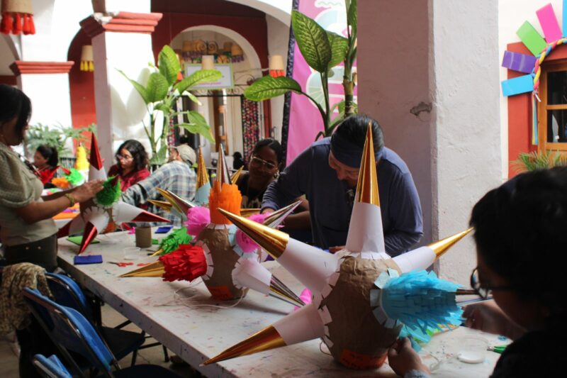 ¡Manos a la obra! Querétaro ofrece talleres navideños para toda la familia