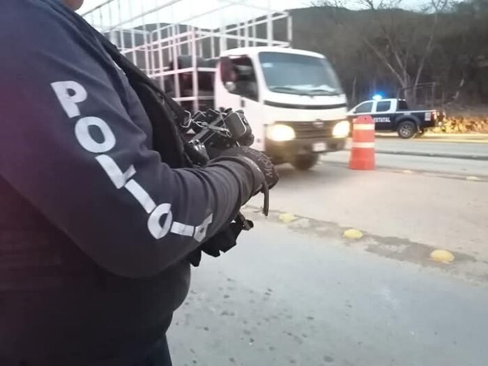 Operativo especial en Jalpan de Serra para resguardar a turistas en fin de año