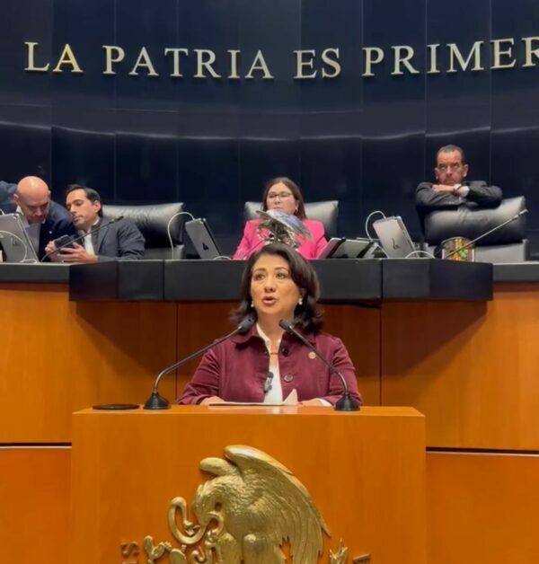 Bety Robles impulsa ley para proteger a niñas, niños y adolescentes en el mundo digital