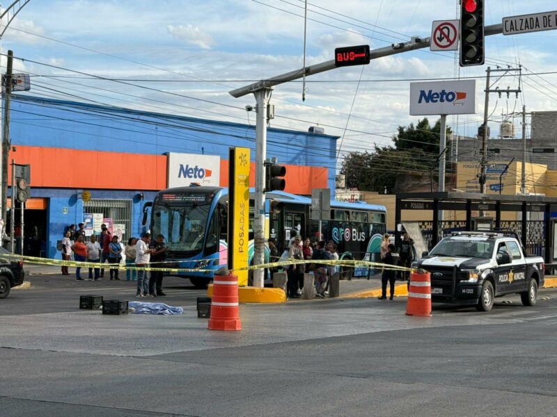 Tragedia en Querétaro: Mujer muere atropellada por QroBus en San Pedrito Peñuelas