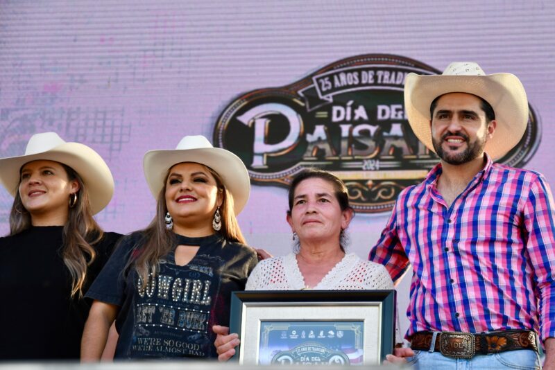 Agustín Dorantes celebra el esfuerzo de los paisanos en Jalpan de Serra y exige mejores condiciones para su regreso