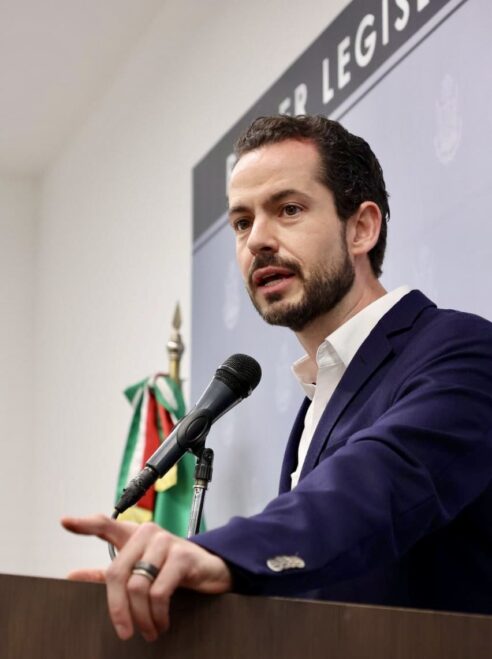 Paul Ospital propone castigar el stalking hasta con 2 años de prisión