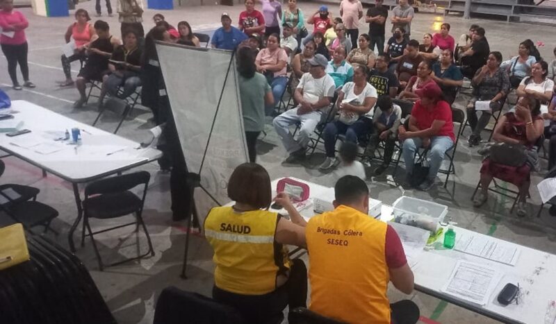 SESA capacita a 80 comerciantes de alimentos en Jalpan de Serra para garantizar la salud
