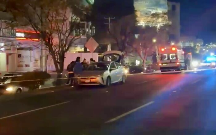 Accidente fatal en Bernardo Quintana joven franelero pierde la vida