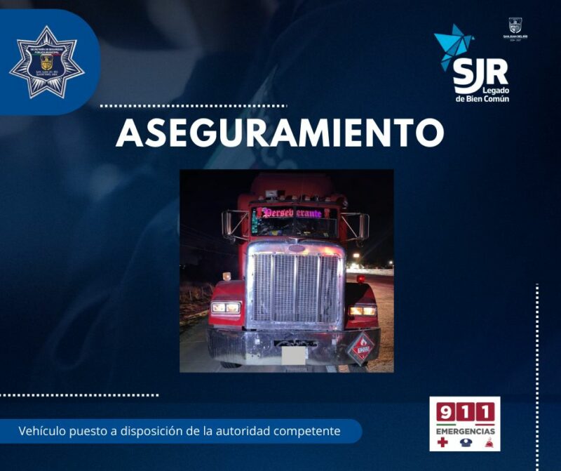 Detienen a mujer y aseguran pipa con miles de litros de combustible robado en la México – Querétaro