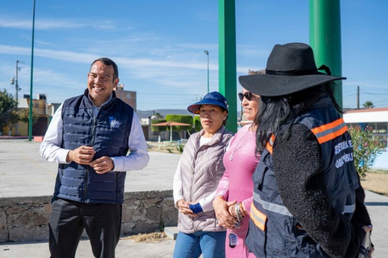 Roberto Cabrera entrega obras de rehabilitación Lomas del Pedregal luce renovado