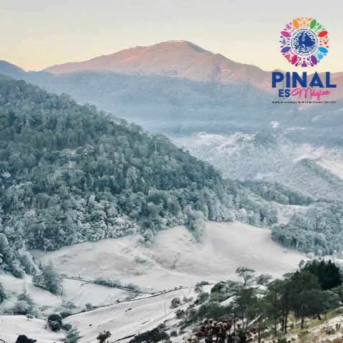 Por bajas temperaturas suspenden clases en la Sierra Gorda de Querétaro