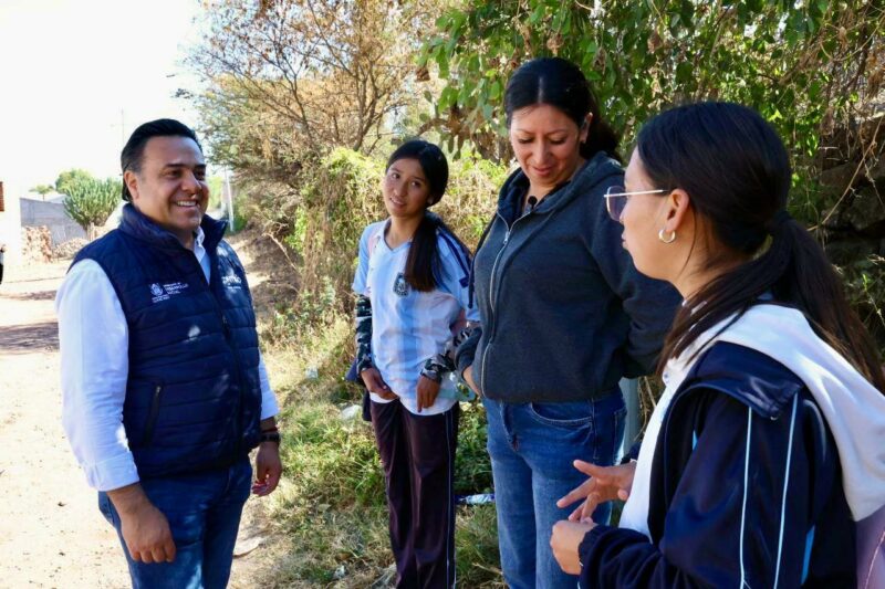 SEDESOQ garantiza el acceso a la educación con transporte escolar gratuito