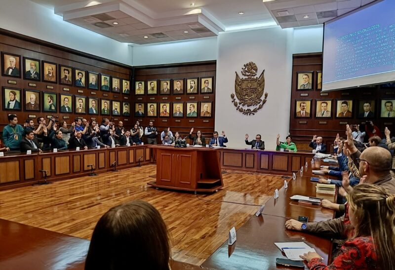 Querétaro dice no al ciberbullying aprueban lineamientos para regular uso de celulares en escuelas
