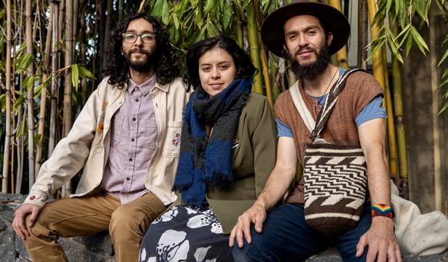 Seis lenguas seis mundo unidos por la palabra Los Pinos celebra la riqueza de las lenguas maternas con teatro y música