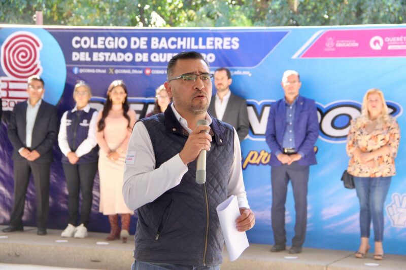 35 mil estudiantes regresan a las aulas del COBAQ para un nuevo ciclo escolar