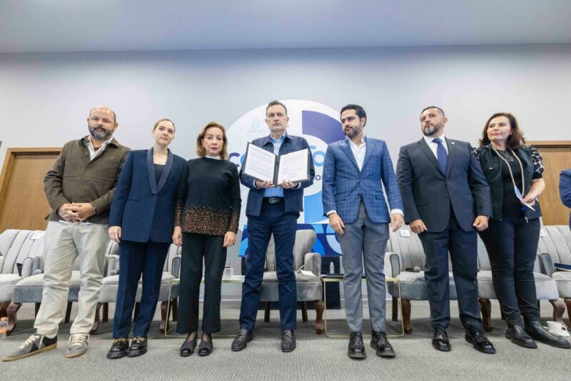 Querétaro lidera la protección de menores en el mundo digital la nueva ley restringe el uso de redes sociales