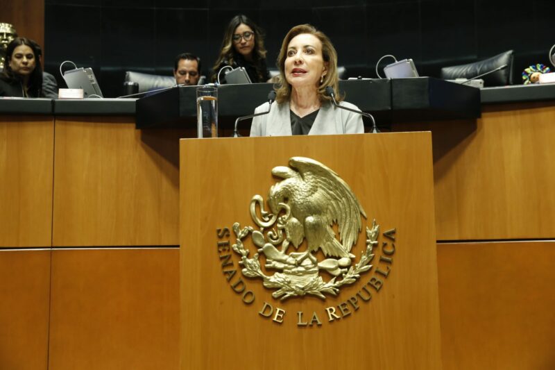 Iniciativa en el Senado quieren regular el uso de redes sociales por menores de edad