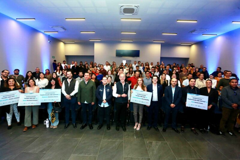 Querétaro apoya a sus emprendedores entregaron 73 apoyos para impulsar la economía local