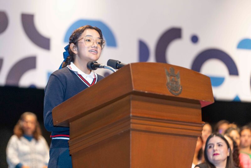 “Protegiendo el Futuro” Querétaro toma acción contra los riesgos de las redes sociales en niños y adolescentes
