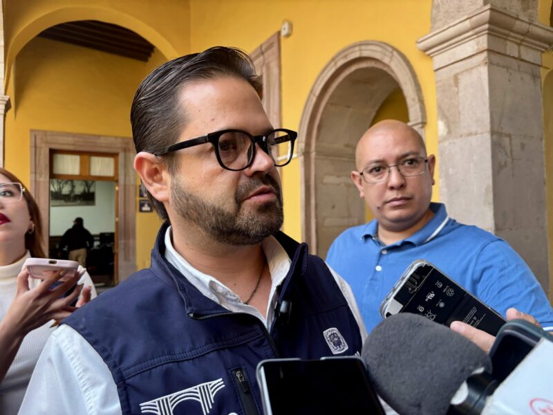 Quejas ciudadanas: por adoquines y registros en el Centro Histórico, un problema persistente