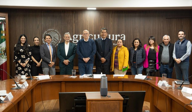 “Consume del Campo Vive Feliz” AGRICULTURA lanza campaña que destaca beneficios de comer productos frescos mexicanos