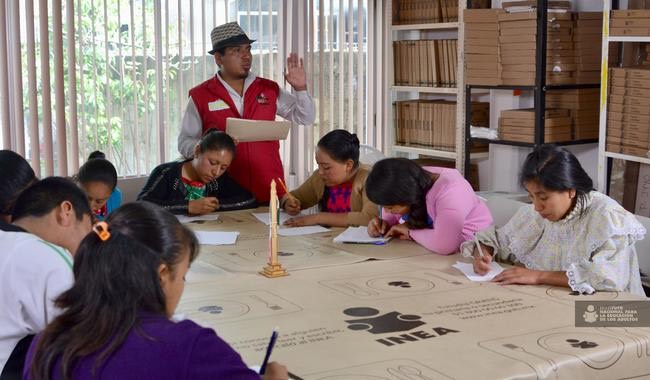 Educación sin límites INEA con apoyo de Sheinbaum llega a cientos de miles de personas