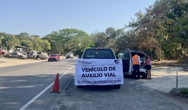 Viaja seguro SICT despliega brigadas de auxilio vial en carreteras por Semana Santa