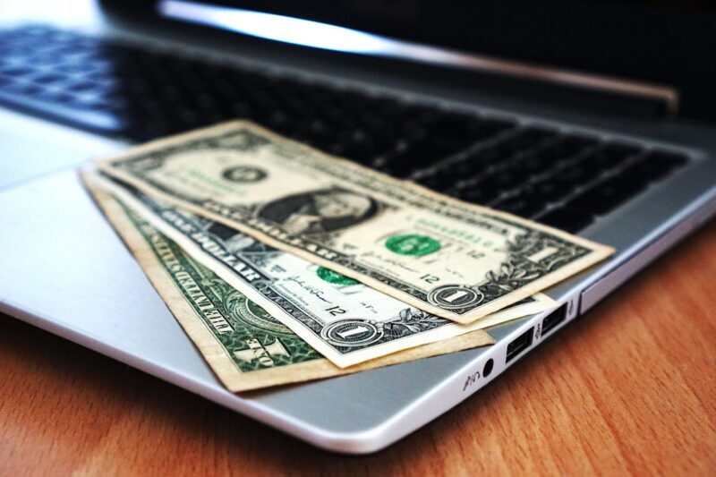 Dólar hoy $20.31 Peso Mexicano inicia la semana con ligera apreciación tras turbulencias globales