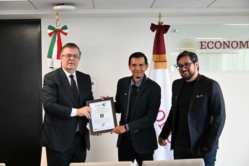 Marcelo Ebrard impulsa estrategia para convertir a México en líder de semiconductores