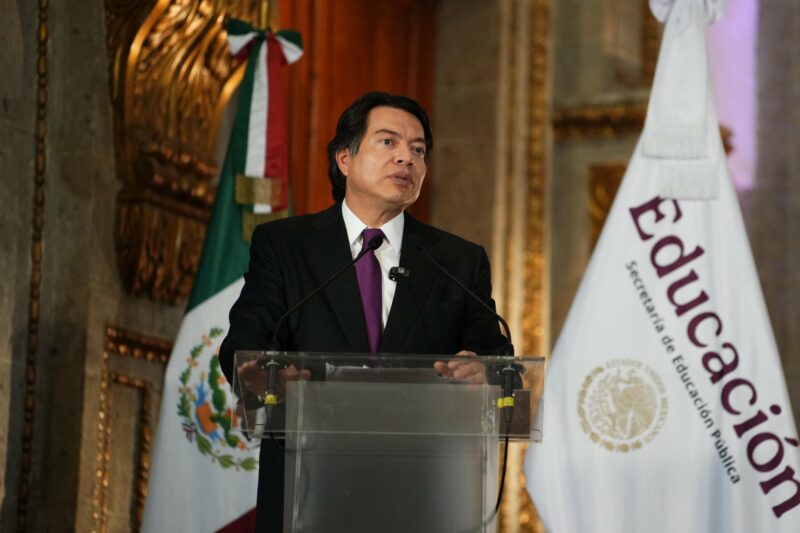 La SEP refuerza Filosofía en bachillerato para formar ciudadanos críticos