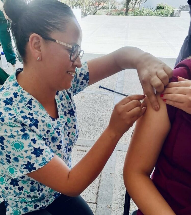 Querétaro contra la influenza campaña de vacunación supera el 89% de la meta