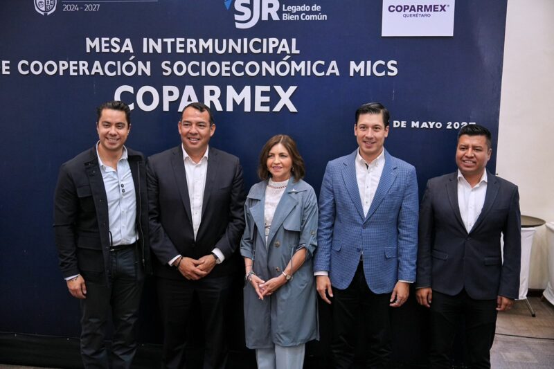 Felifer Macías lldera simplificación de 8 meses a 7 días para trámites clave en Querétaro