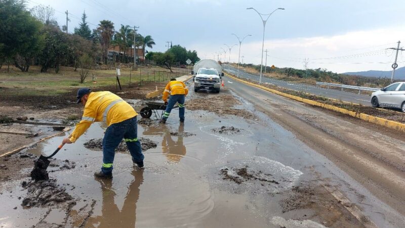 CEI activa operativo pluvial Querétaro refuerza sus carreteras ante la temporada de lluvias