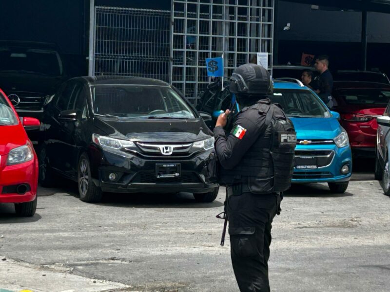 Combate al robo de vehículos operativo “sinergia por Querétaro” revisa lotes de autos en el estado