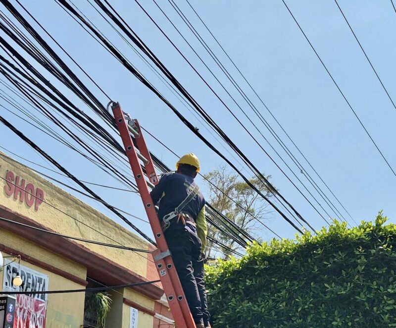 Querétaro elimina 1.7 toneladas de cable obsoleto en la ciudad